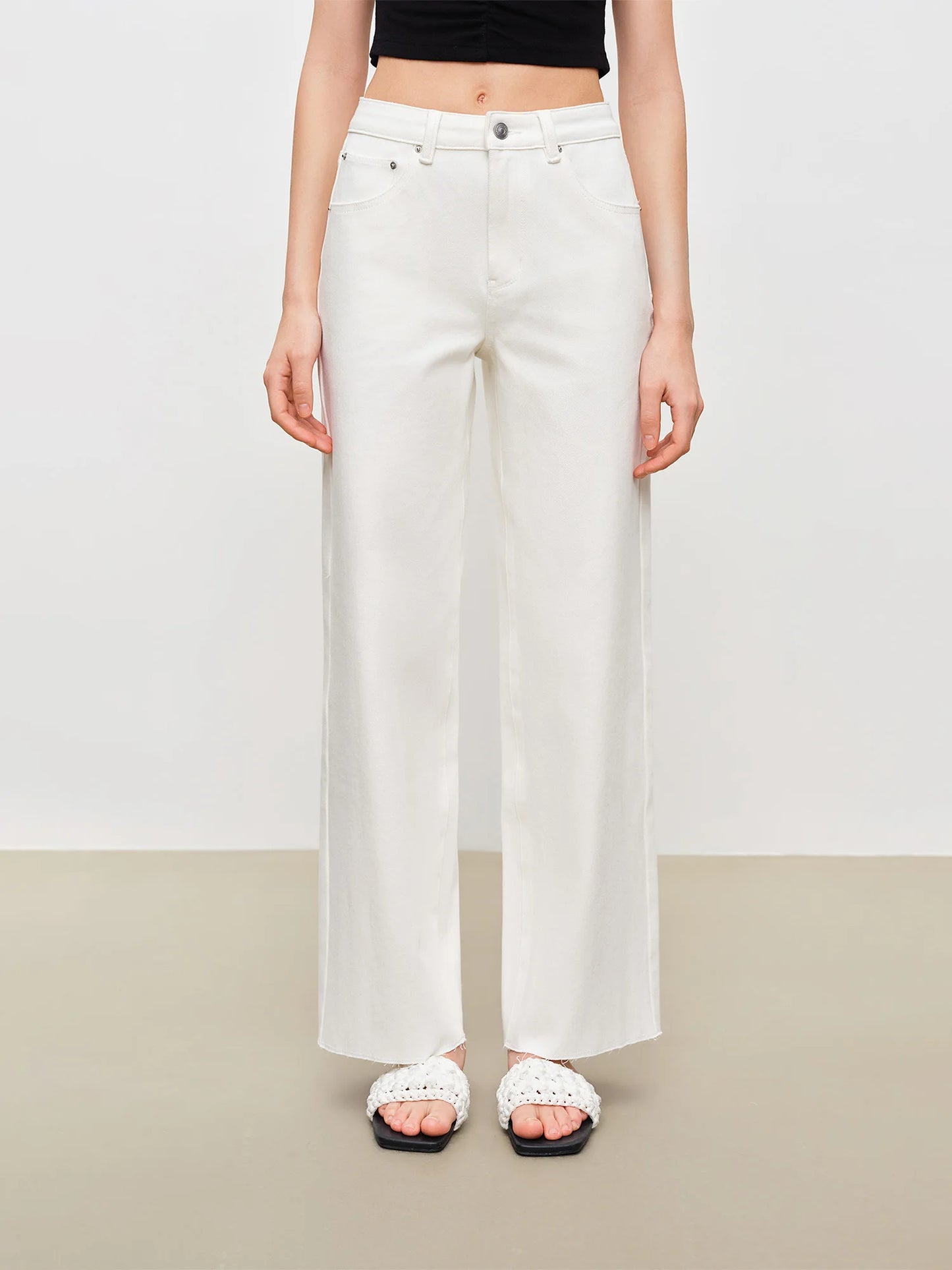 White Raw Hem Cropped Jeans