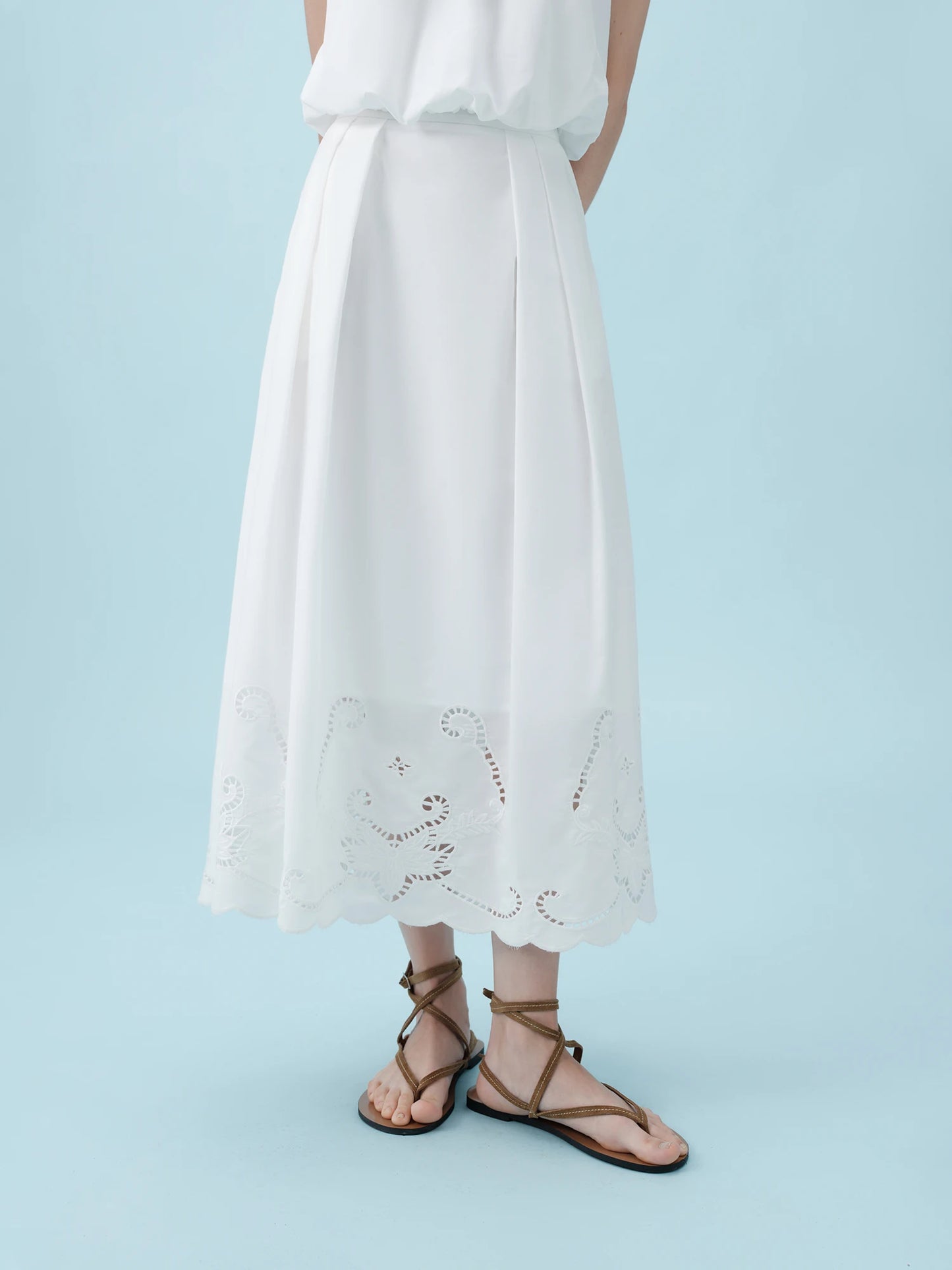 White Sleeveless Skirt Set