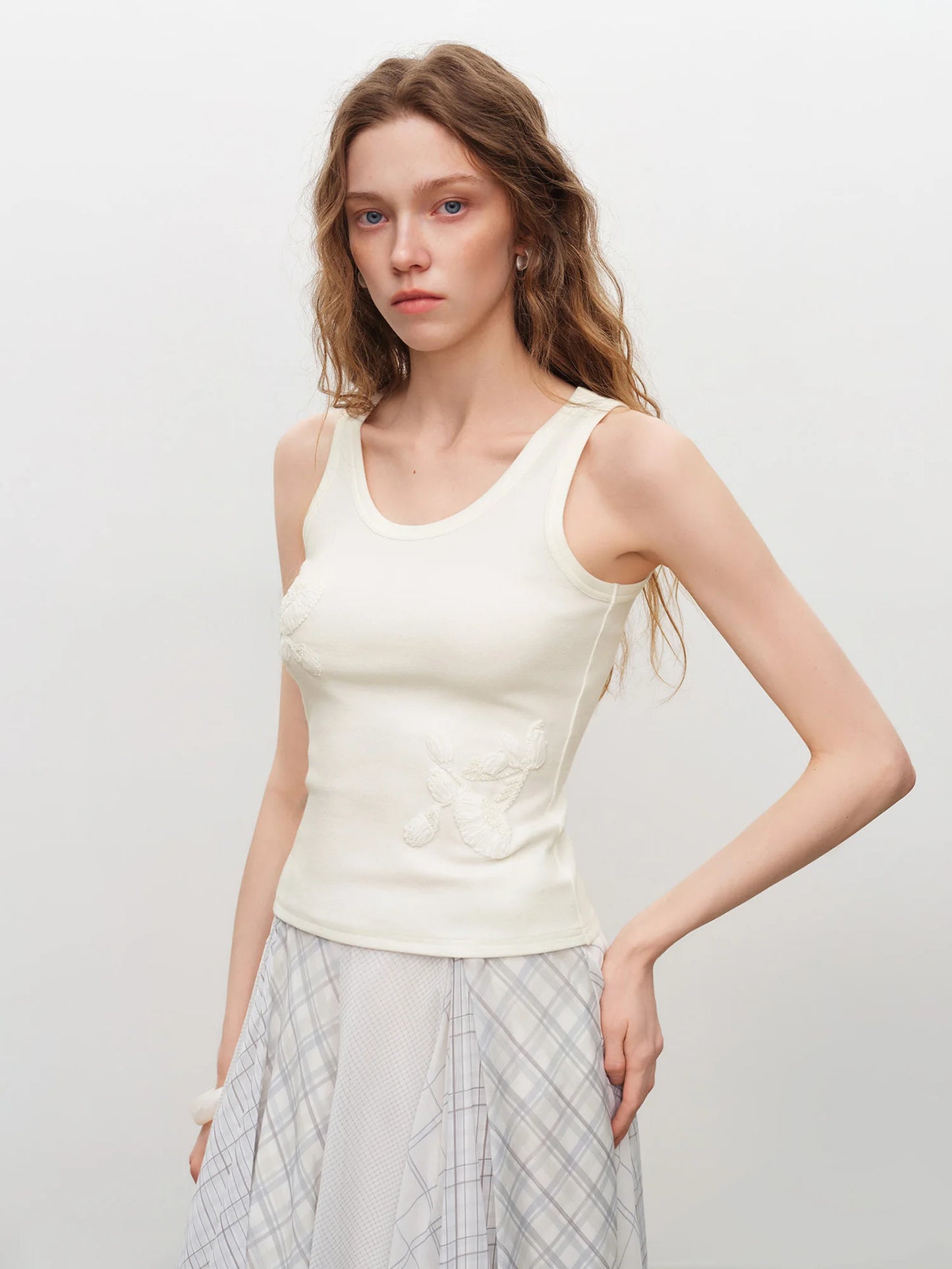Ivory Floral Applique Tank Top