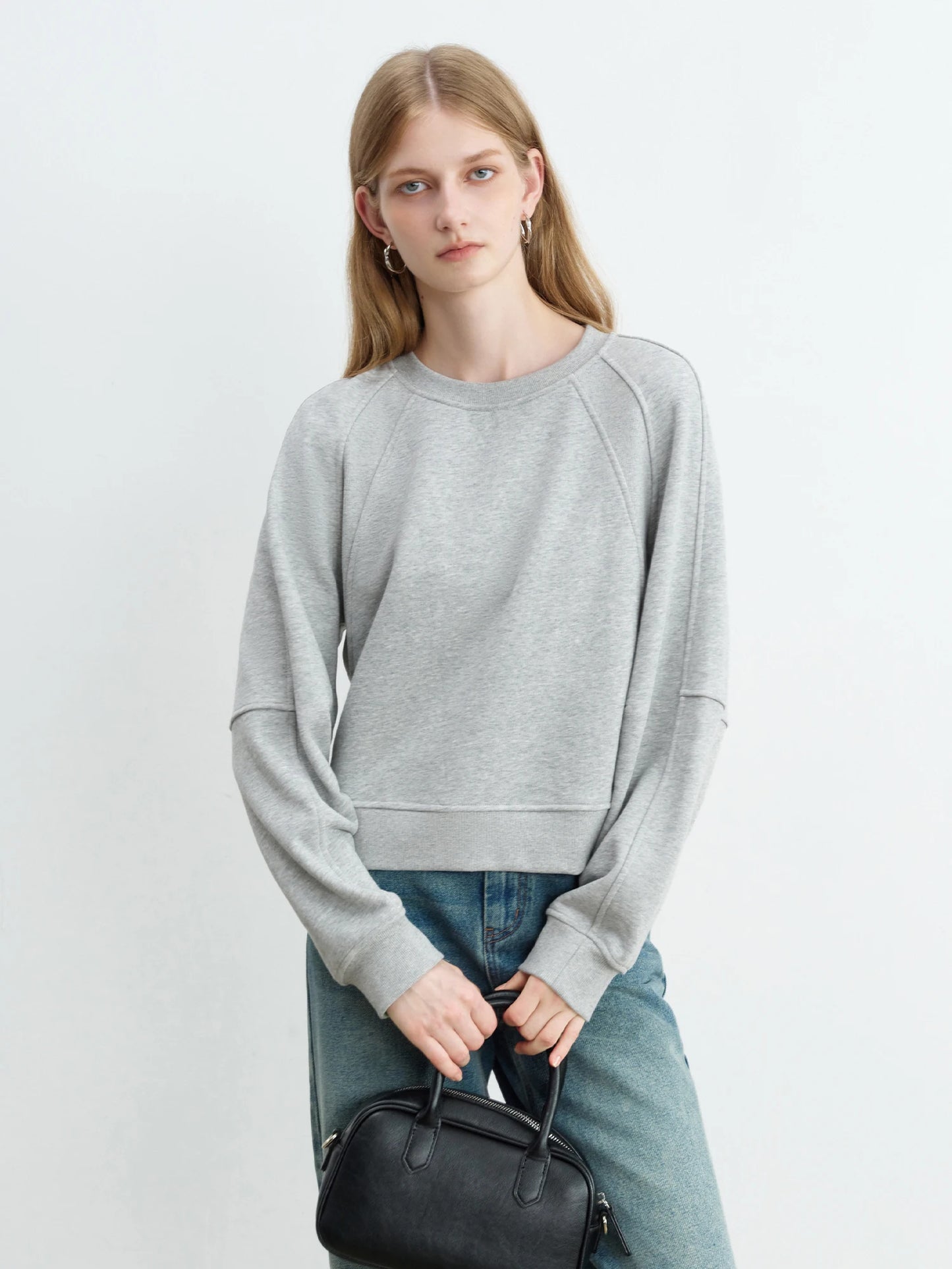 Light Gray Raglan Sleeve Sweatshirt
