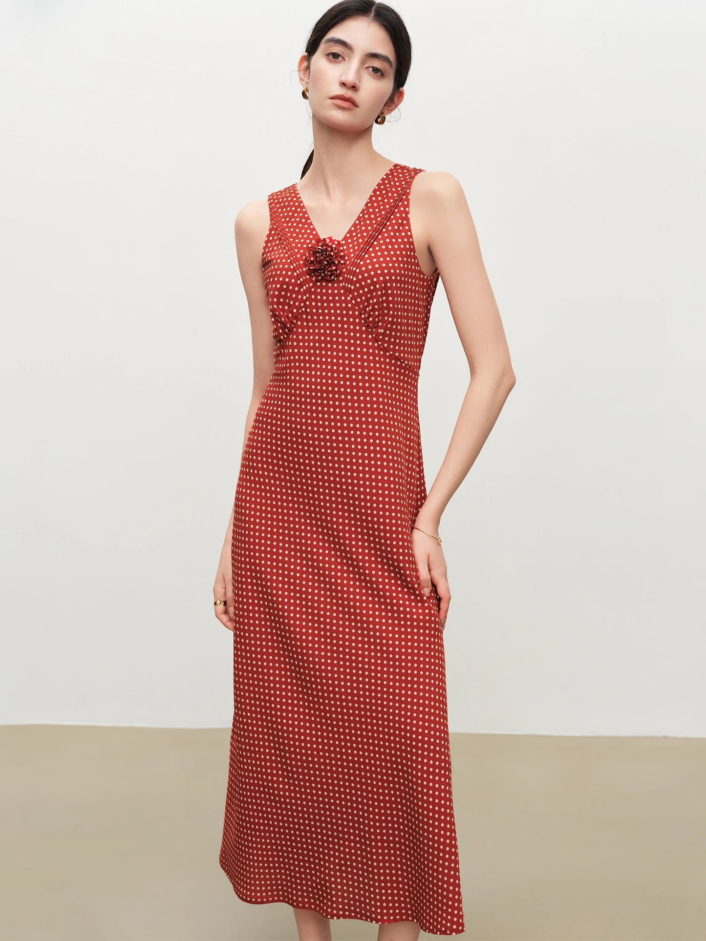 Red Embroidered Sleeveless Midi Dress