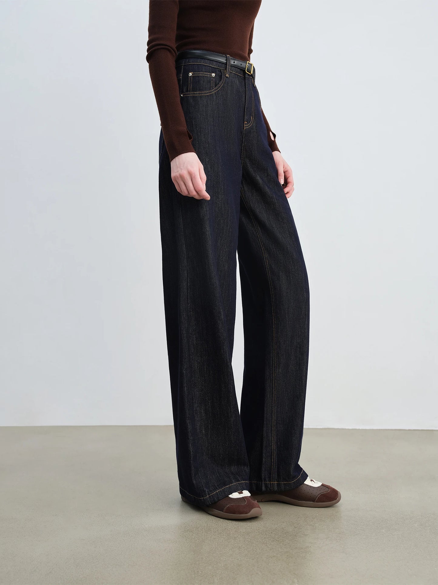 Dark Wash Straight Leg Jeans