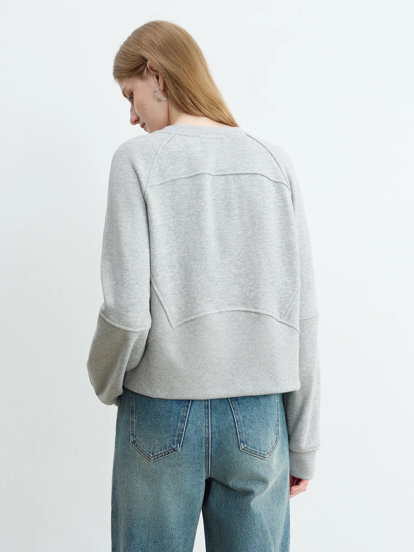 Light Gray Raglan Sleeve Sweatshirt