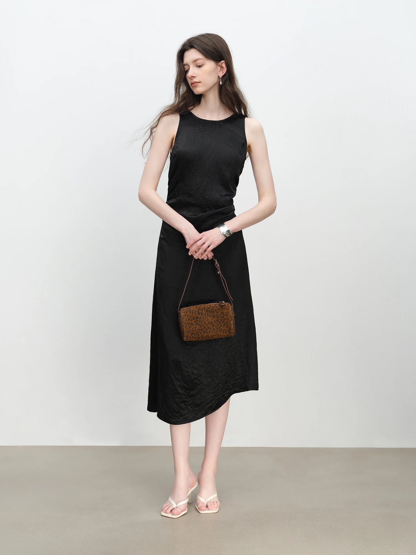 Black Cinched Sleeveless Midi Dress